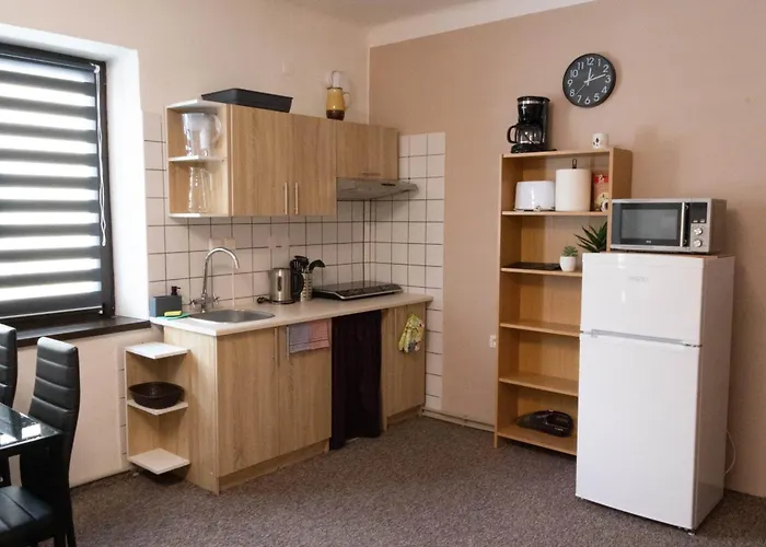 Kuncice מלון דירות 3*